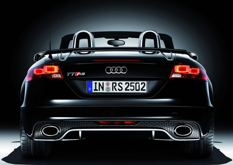Illustration for article titled 2010 Audi TT RS: Haben Sie Einen Wet-nap?